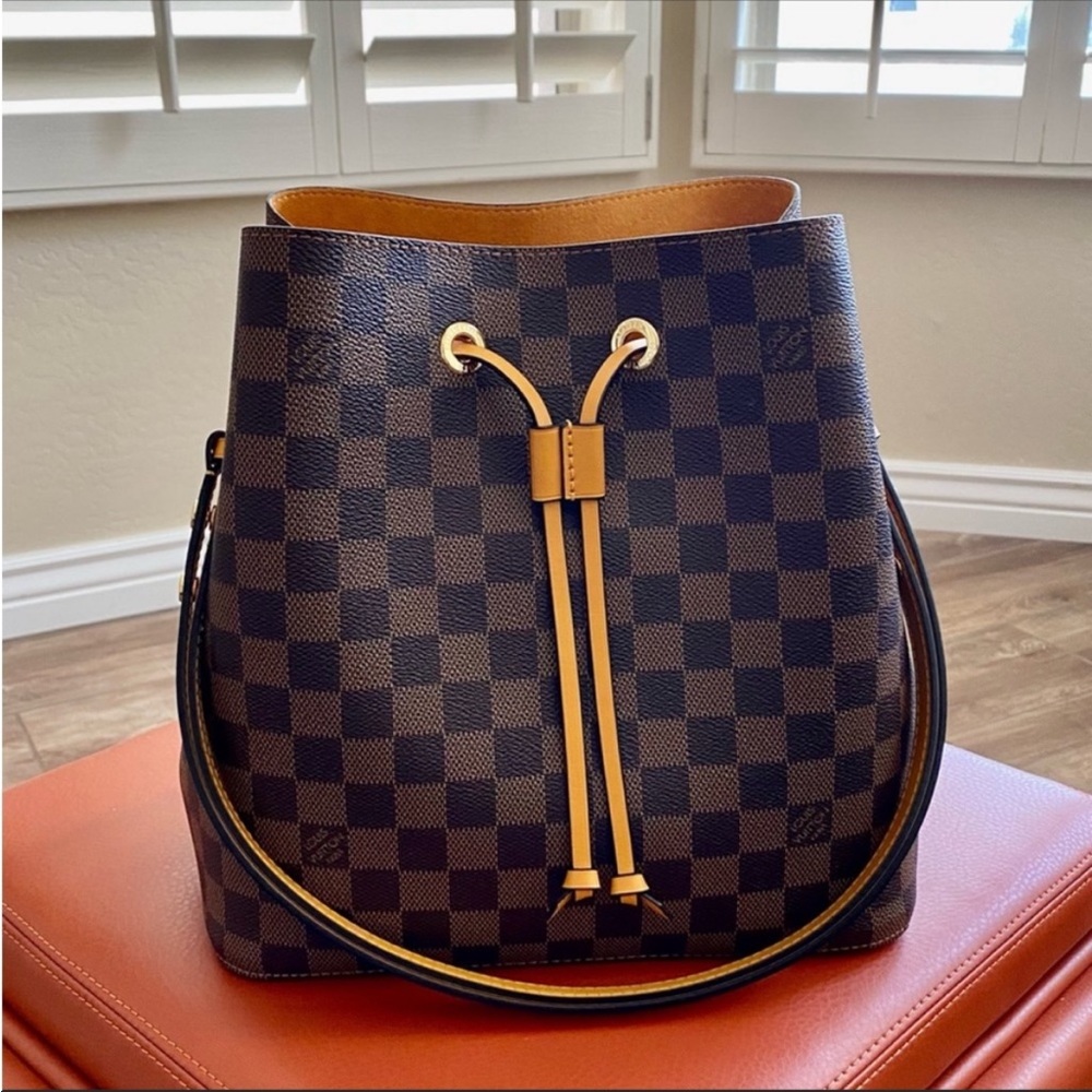 UNTIL JUNE 2 ONLY ⚡️⚡️⚡️⚡️Louis Vuitton Néo Noé MM Handbag